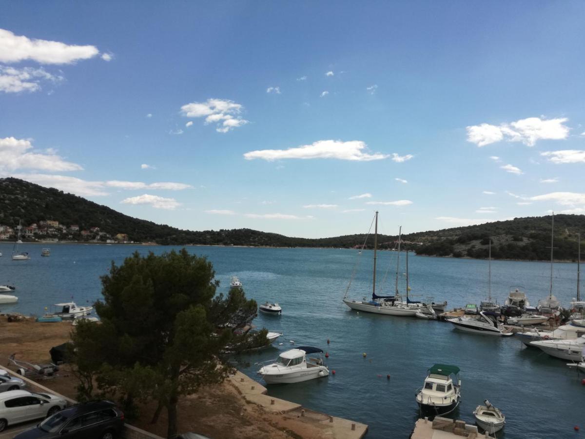 Apartments Nera Tisno Kültér fotó