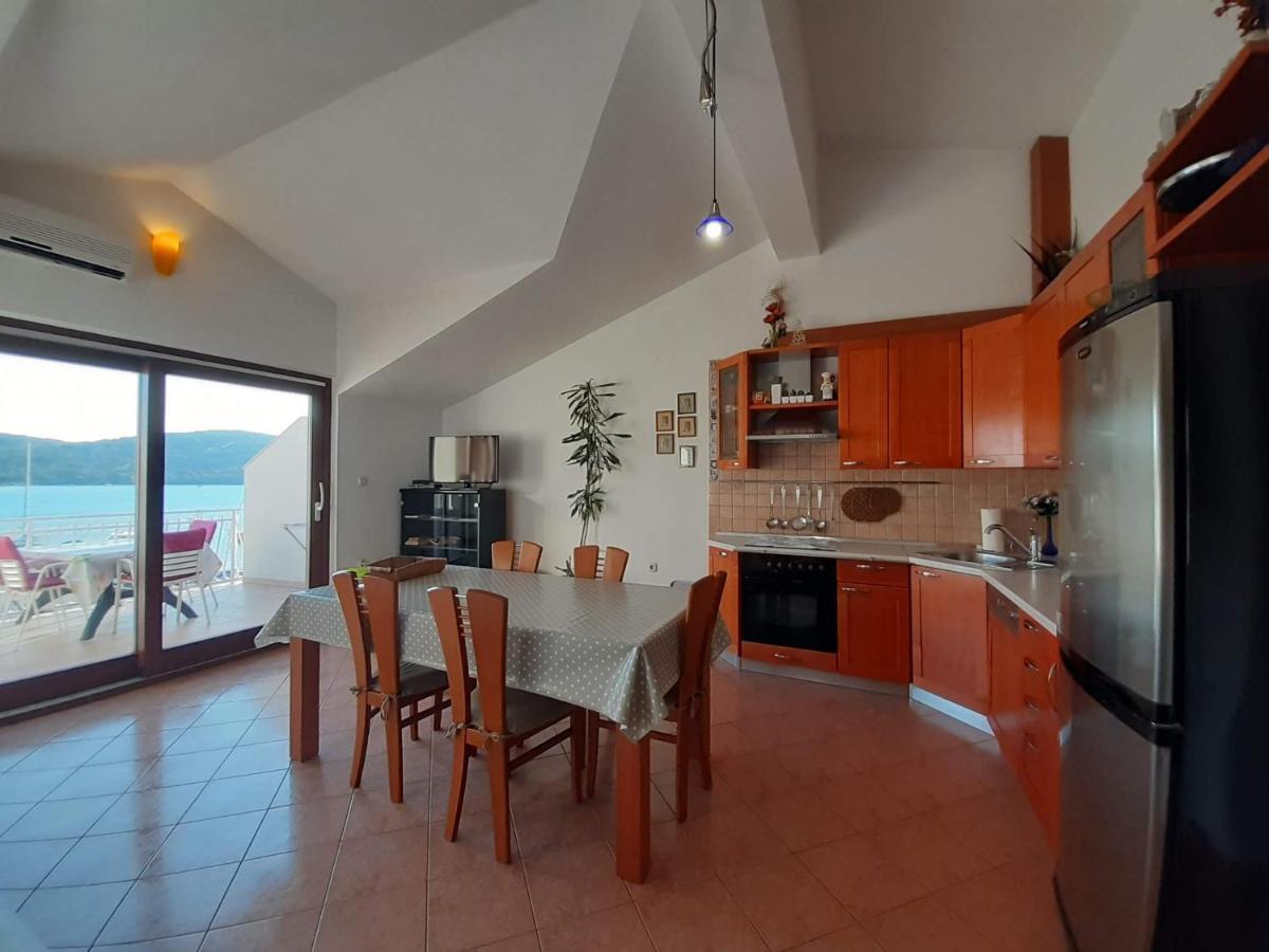 Apartments Nera Tisno Kültér fotó