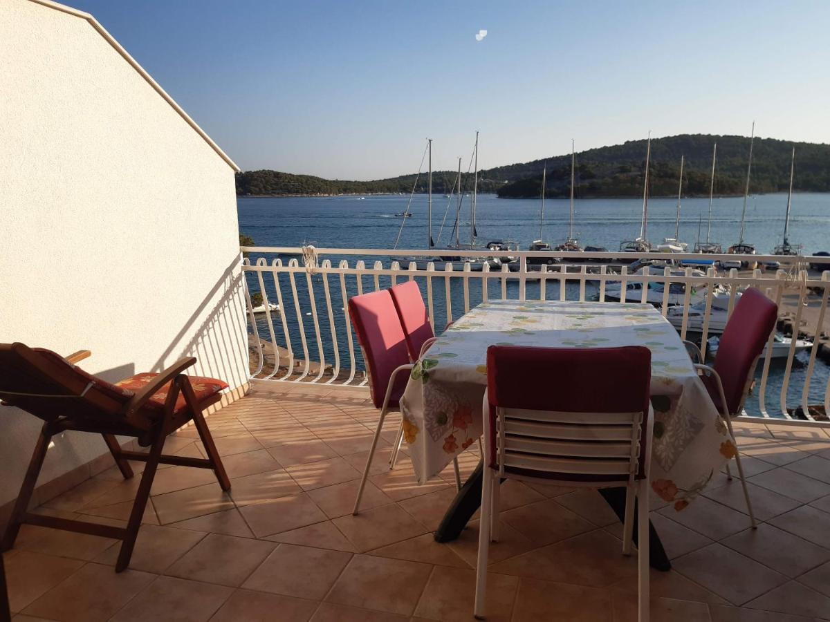 Apartments Nera Tisno Kültér fotó