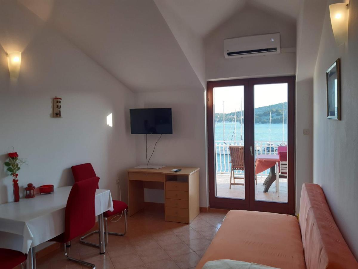 Apartments Nera Tisno Kültér fotó