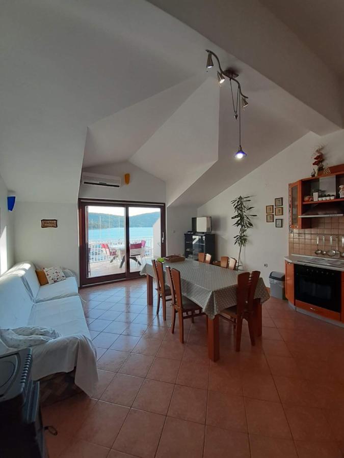 Apartments Nera Tisno Kültér fotó